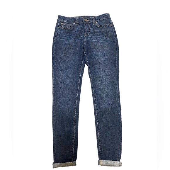 Jennifer Lopez Denim - EUC Jennifer Lopez Skinny Jeans